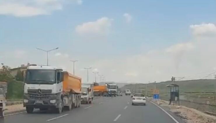 Kayseri’de Otomobil Şarampole Devrildi; Kaza Anı Kamerada