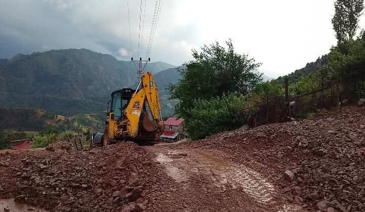 Yahyalı’da sel nedeniyle kapanan mahalle yolu ulaşıma açıldı