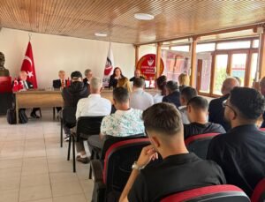 Zafer Partisi’nin eğitim çalışmaları Kayseri İl Başkanlığı binasında gerçekleştirildi.