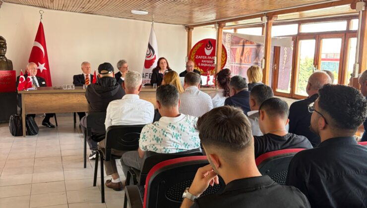 Zafer Partisi’nin eğitim çalışmaları Kayseri İl Başkanlığı binasında gerçekleştirildi.