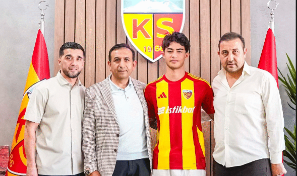 Kayserispor, Kayra Cihan ile 3 yıllık sözleşme imzaladı
