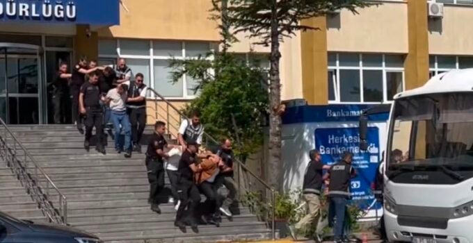 Ehliyet sınavında yapay zekalı sahtecilik operasyonu: 15 tutuklama
