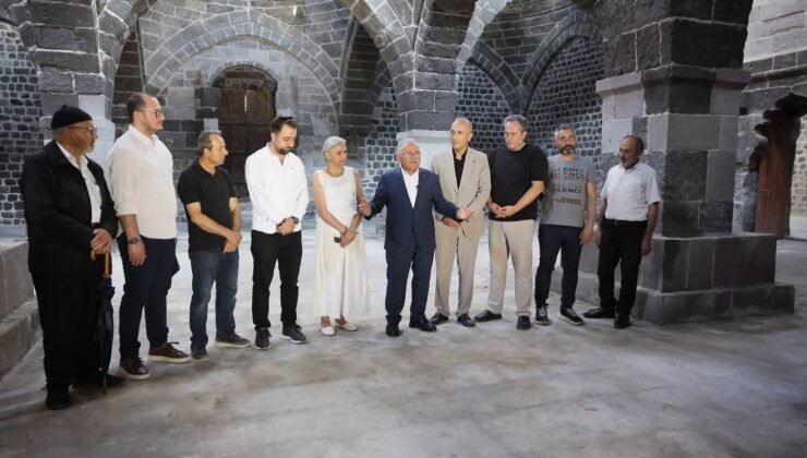 Başkan Büyükkılıç’tan 5 asırlık bedestende inceleme