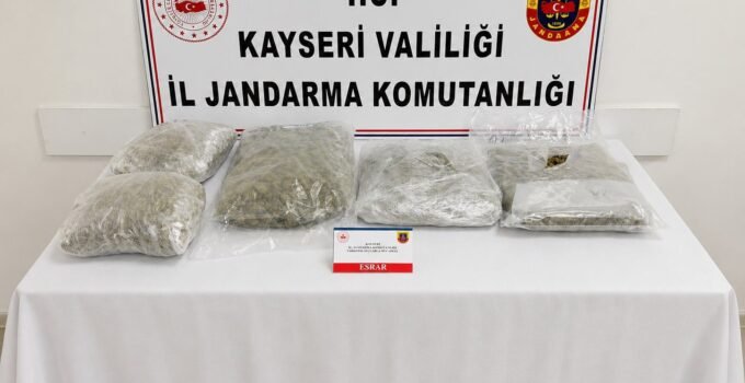 5 kilogram uyuşturucu ile yakalanan şüphelinin CHP’li meclis üyesi olduğu ortaya çıktı