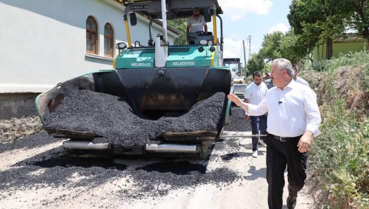 Sarımsaklı Mahallesi’nde asfalt başladı, sosyal tesis açılışa hazırlanıyor