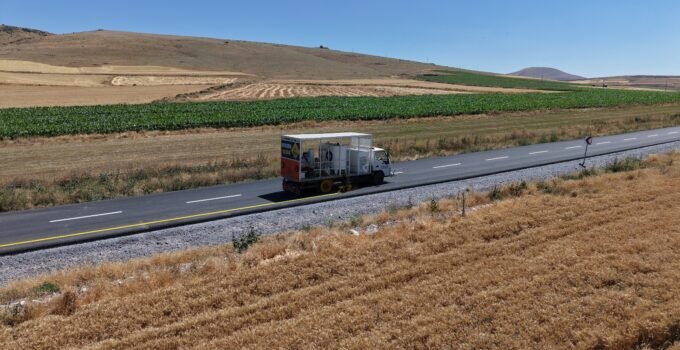 Başkan Büyükkılıç: Konforlu ulaşım için şehrimizin her noktasında yol yatırımlarımızı aralıksız sürdürüyoruz