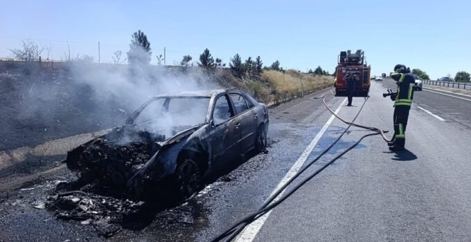 Kayseri’de otomobil yangını