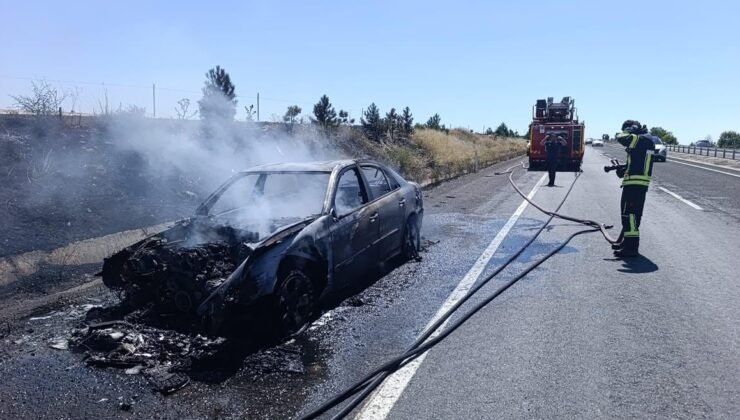 Kayseri’de otomobil yangını