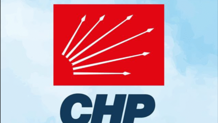 CHP’de 8 ilçe başkanı görevden alındı