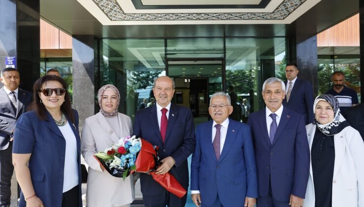 KKTC 5. Cumhurbaşkanı Ersin Tatar’dan Başkan Büyükkılıç’a ‘hizmet’ övgüsü