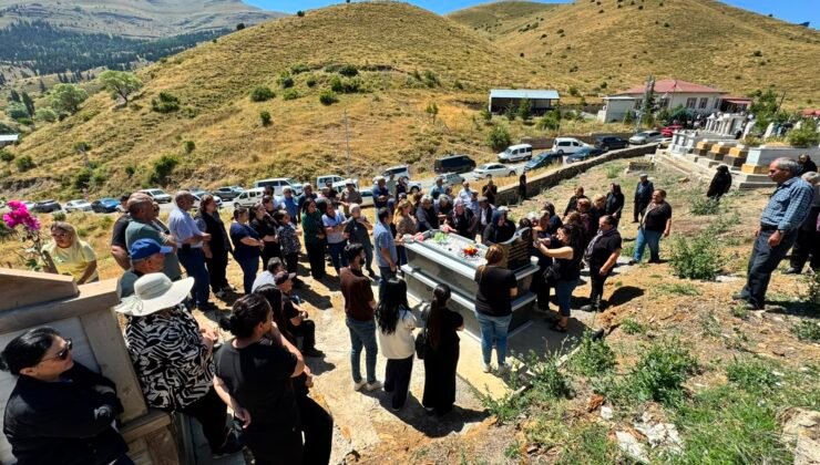 Kayseri’de alevi toplumu geleneksel anma töreninde buluştu