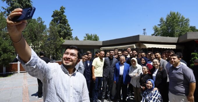 Başkan Büyükkılıç: Türkiye yüzyılını gençlerle birlikte inşa edeceğiz