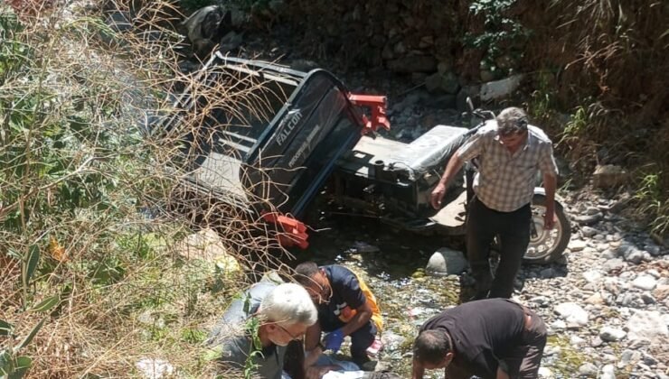 Üç tekerlekli motosiklet dere yatağına uçtu: Dede ile 2 torunu yaralandı