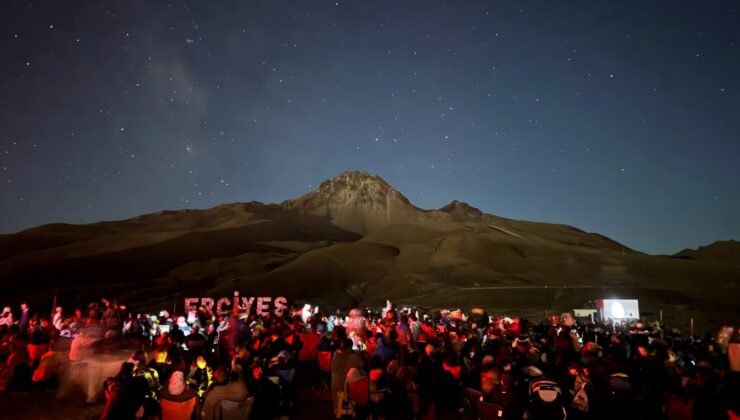 Erciyes’te gökyüzü tutkunları için meteor yağmuru şölen etkinliği