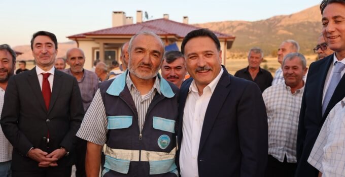 Develi’de depremzede aileler yeni yuvalarına kavuştu