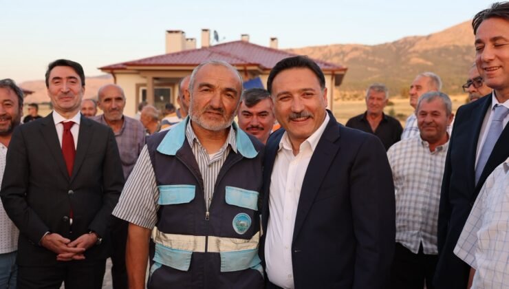 Develi’de depremzede aileler yeni yuvalarına kavuştu