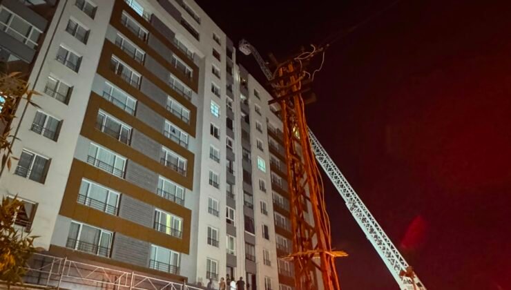 Kayseri’de 13. kattaki yangında ev sahibi balkondan düşerek öldü