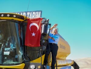 Büyükşehir’in tohum desteğinin sonuçları Hasancı Mahallesi’nde incelendi