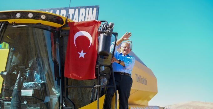 Büyükşehir’in tohum desteğinin sonuçları Hasancı Mahallesi’nde incelendi